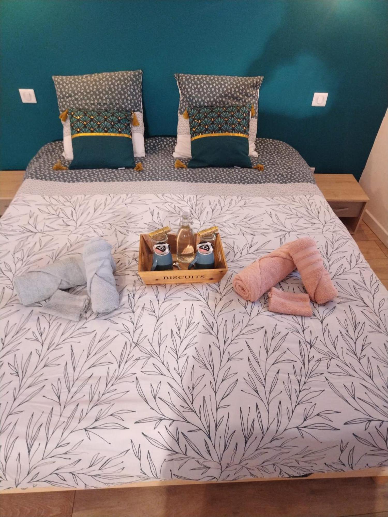 Chez Nico Et Mag Entre Mer Et Collines Aubagne Ngoại thất bức ảnh